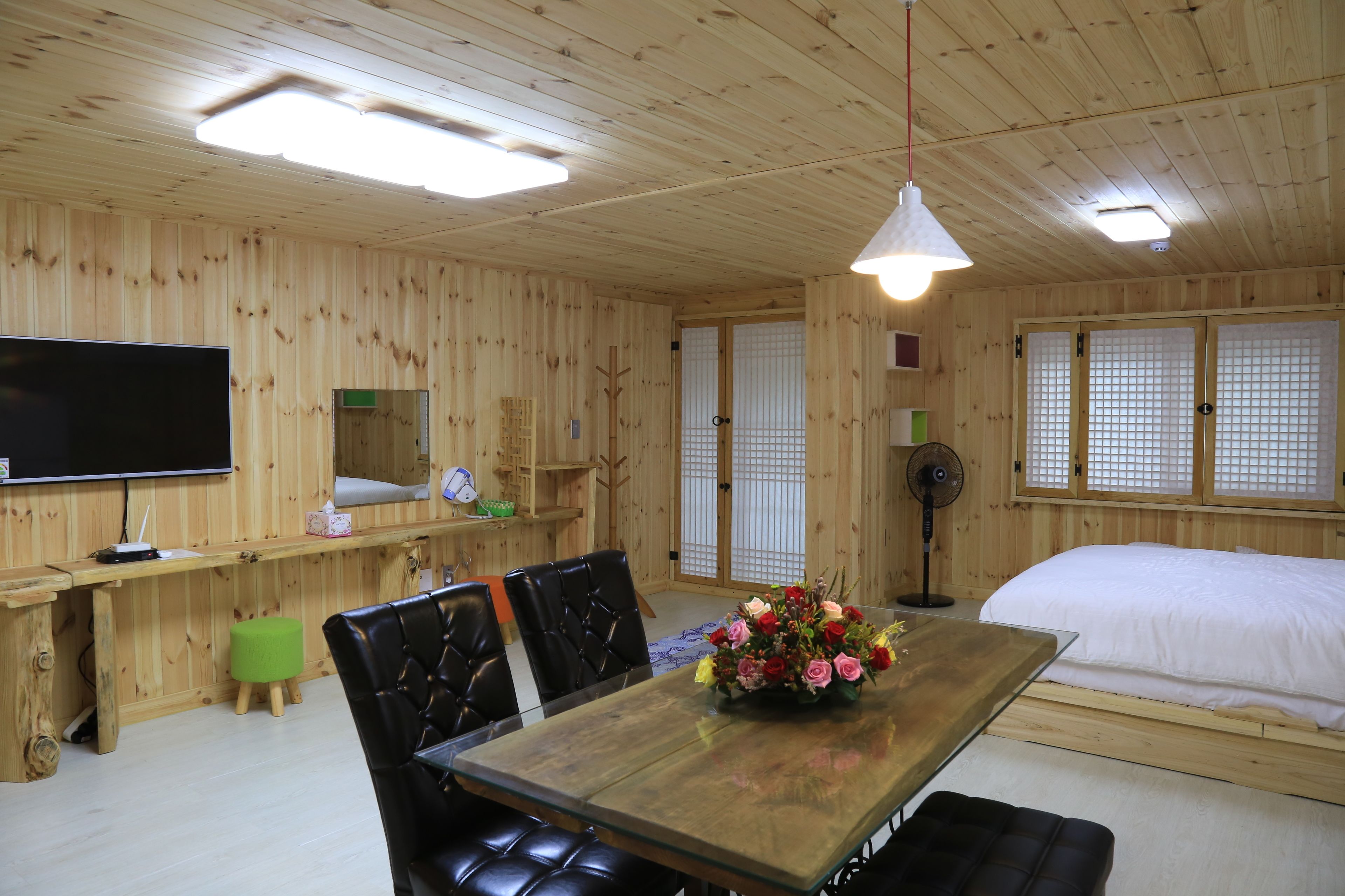 Camellia | Room amenity