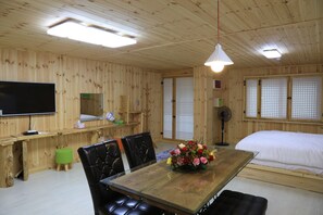 Camellia | Room amenity - Jeju Best Hill (Jeju City)