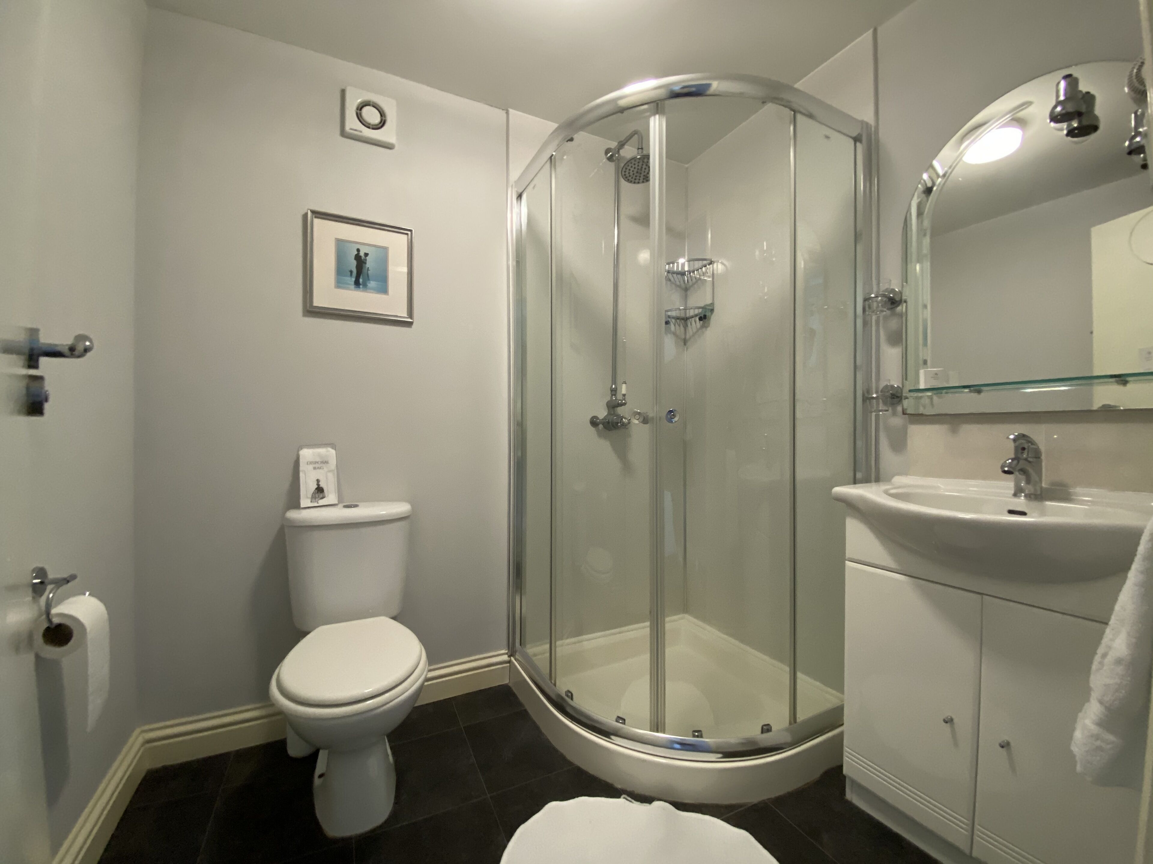 room 5 double room | bathroom | shower, rainfall showerhead, free toiletries, hair dryer