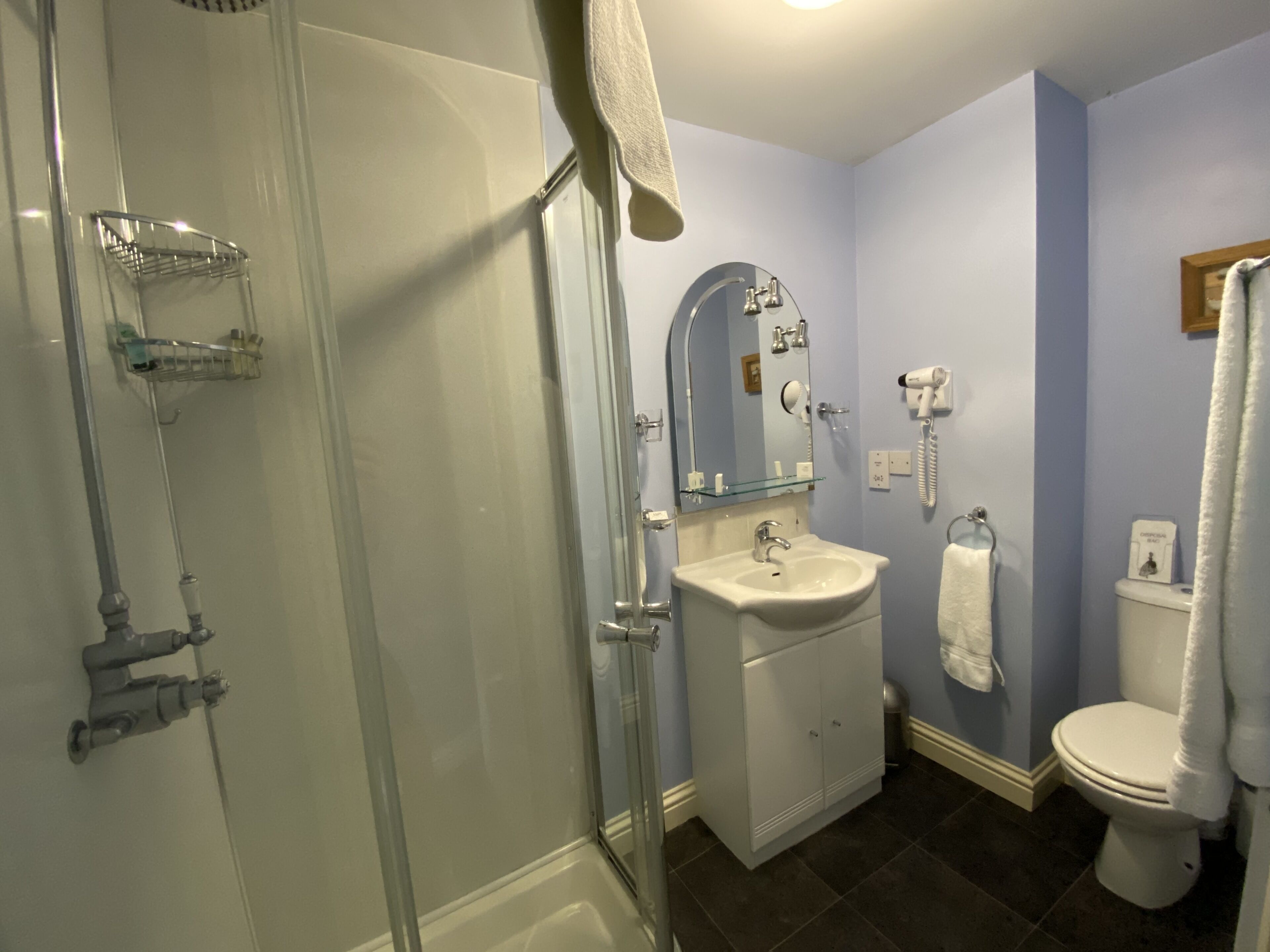 room 7 double room, 1 double bed | bathroom | shower, rainfall showerhead, free toiletries, hair dryer
