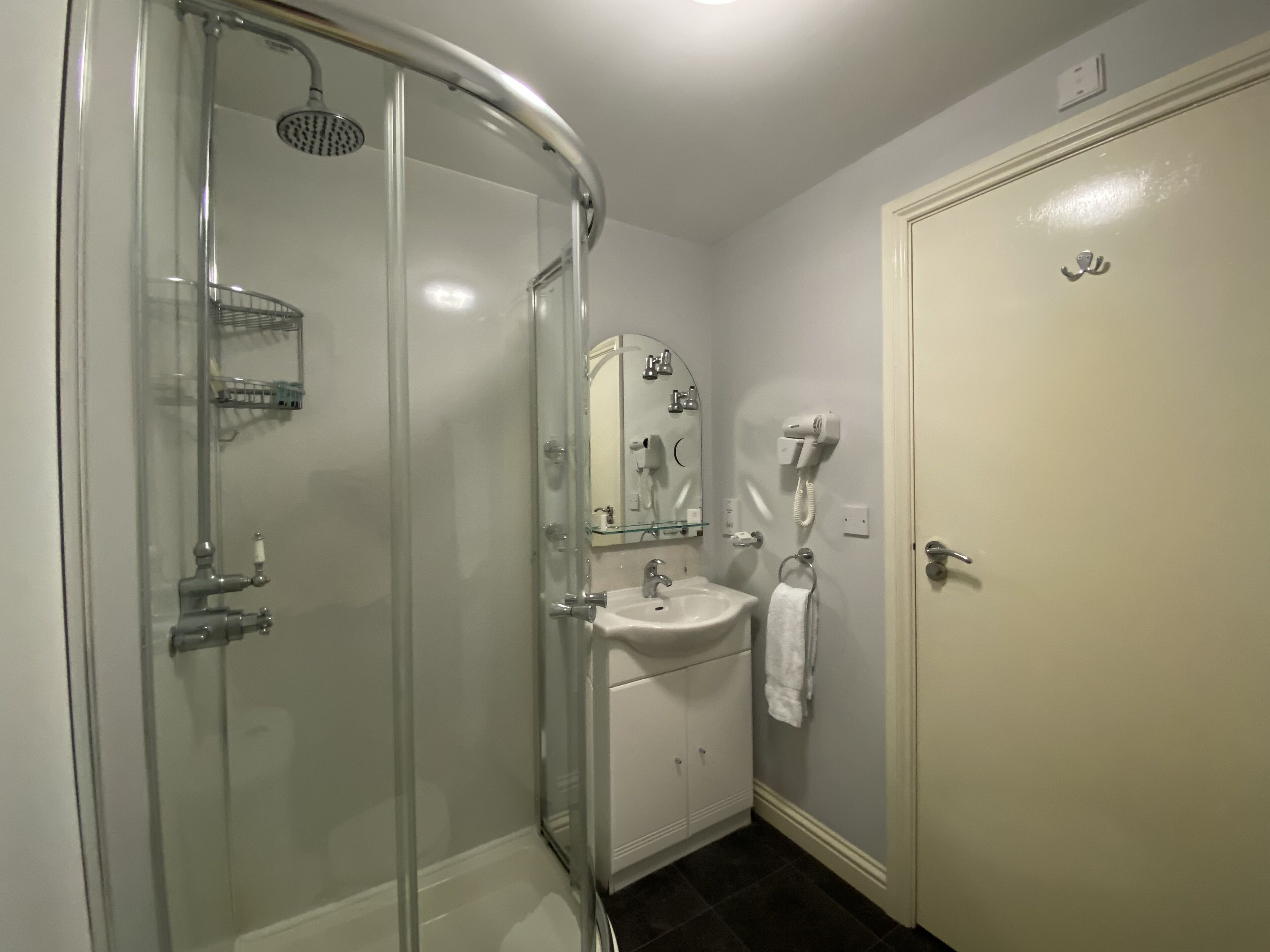 room 5 double room | bathroom | shower, rainfall showerhead, free toiletries, hair dryer