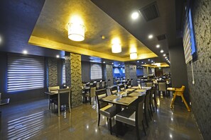 Desayuno buffet incluido todos los días