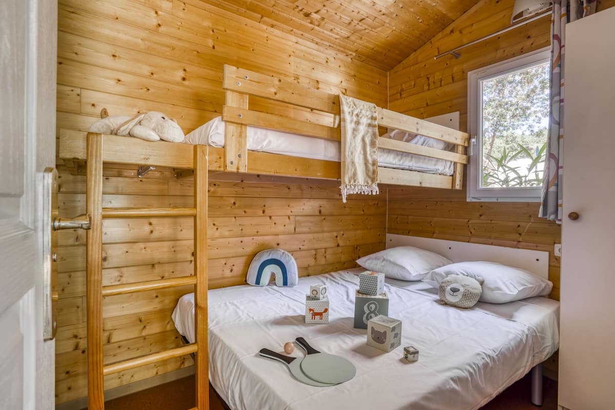 Chalet GenĂȘt Standard 5p | 3 sovrum, barnsĂ€ngar och gratis wi-fi