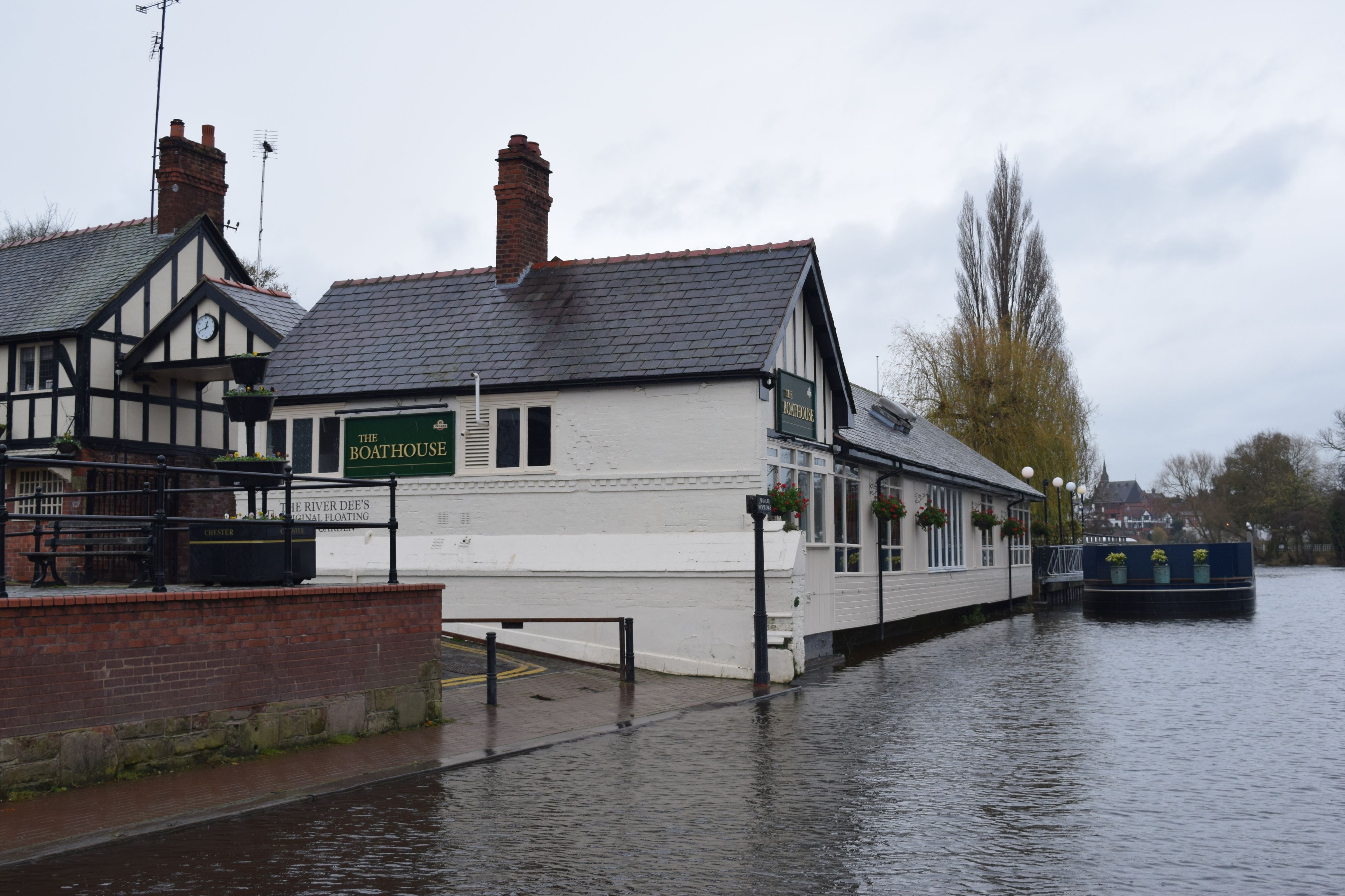 Foto - The Boathouse Inn & Riverside Rooms