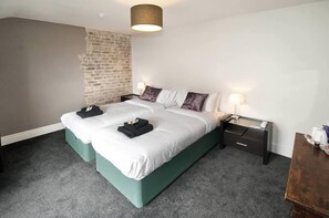 Double or Twin Room, Ensuite, Sea View | Egyptian cotton sheets, premium bedding, in-room safe - Acacia Boutique Hotel (Douglas)