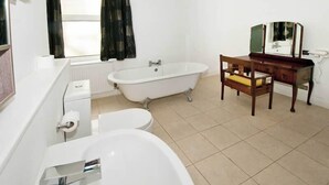 Suite Superior, 1 letto queen con divano letto, terrazzo, vista oceano (Acacia) | Bagno