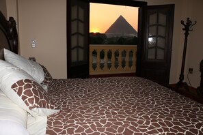 Royal Double Room, Private Bathroom (Pyramids View) | Minibar, desk, iron/ironing board, rollaway beds - Ramosa Guest House (Giza)