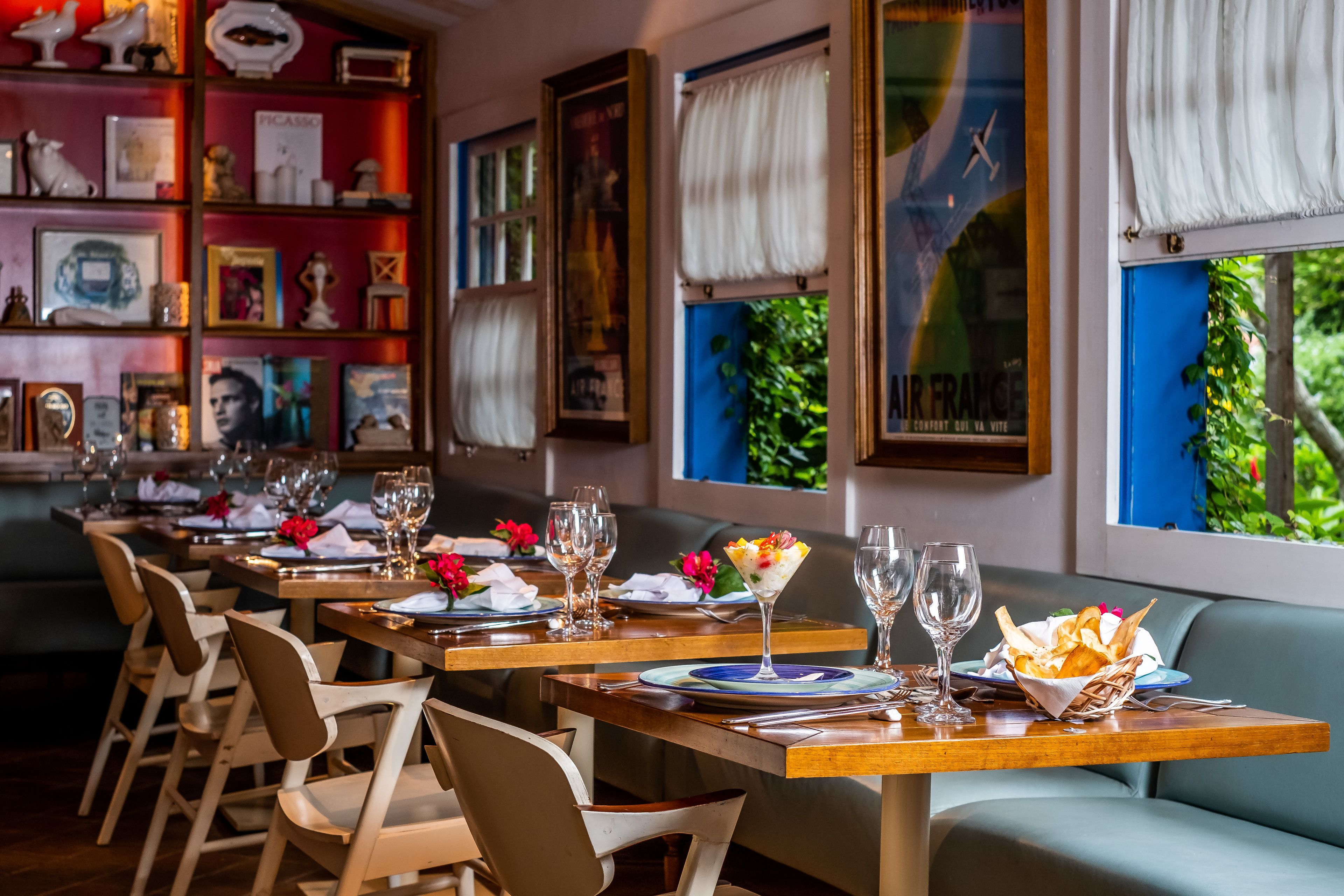 breakfast and dinner served