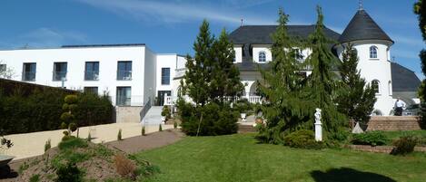 Fachada da propriedade