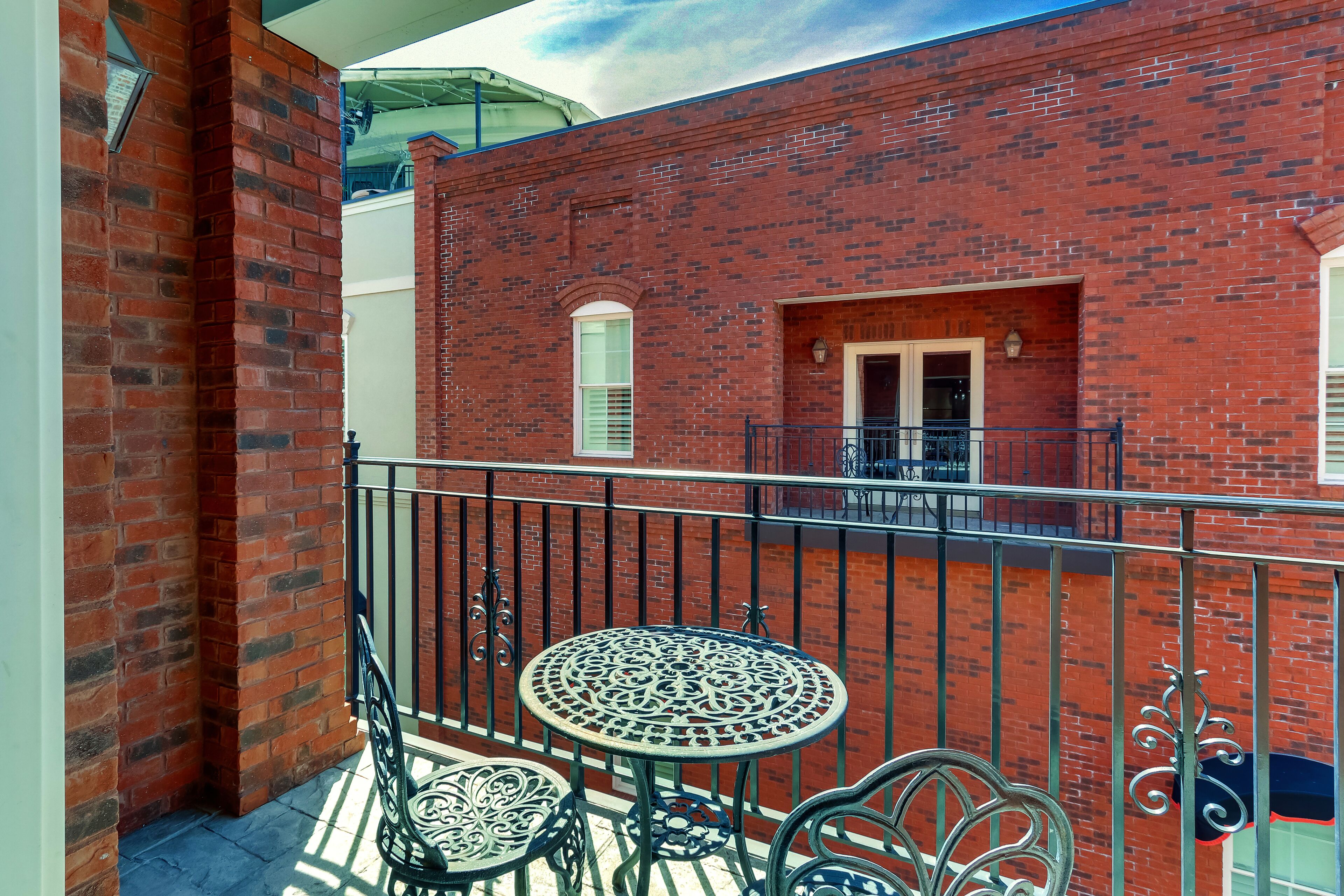 Suite, 1 cama King size y sofá cama, con acceso para personas discapacitadas | Terraza o patio