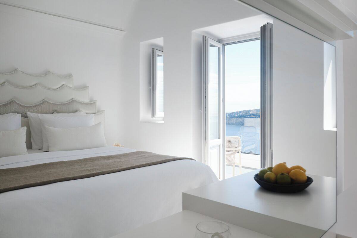 Master Suite with Infinity Pool