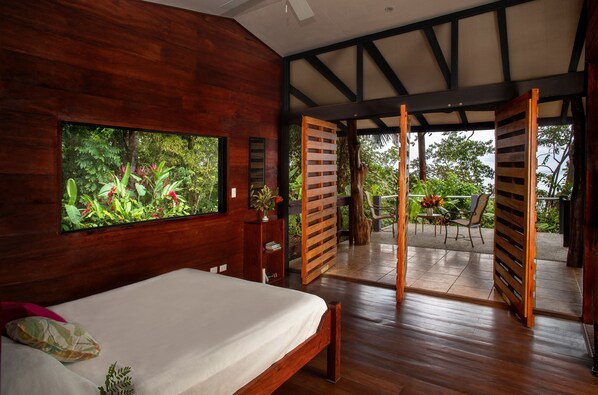 Chambre supérieure, 1 grand lit | Literie fournie