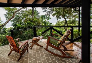Superior Quadruple Room, 1 Bedroom | Bed sheets - Tiskita Jungle Lodge (Pavón)
