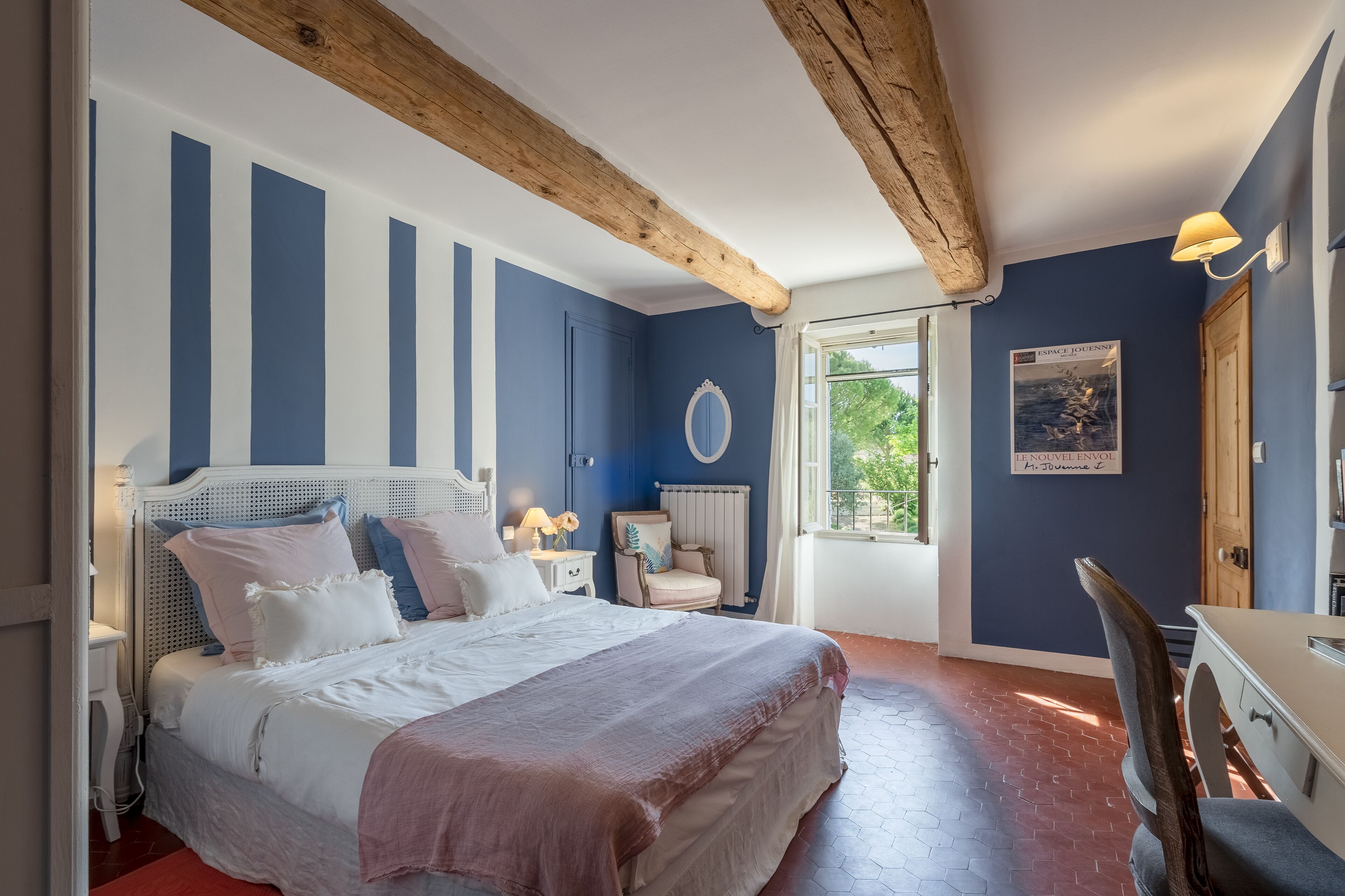 Standard-Doppelzimmer | Individuell dekoriert, Schreibtisch, kostenloses WLAN, Bettwäsche