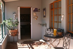 Lavender Cottage (4Pax)1 King &2Singles | Terrasse/Patio