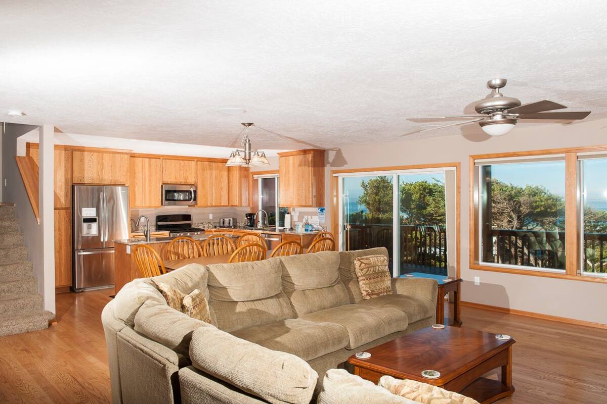 Casa, 3 habitaciones | Área de sala de estar