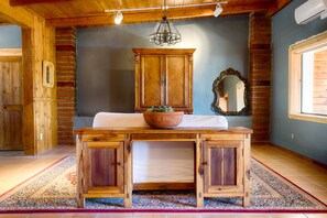 House, 2 Bedrooms, Kitchen, Mountain View | 1 bedroom, premium bedding, memory-foam beds, blackout curtains