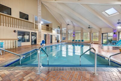AmericInn by Wyndham Delafield-Waukesha-Milwaukee
