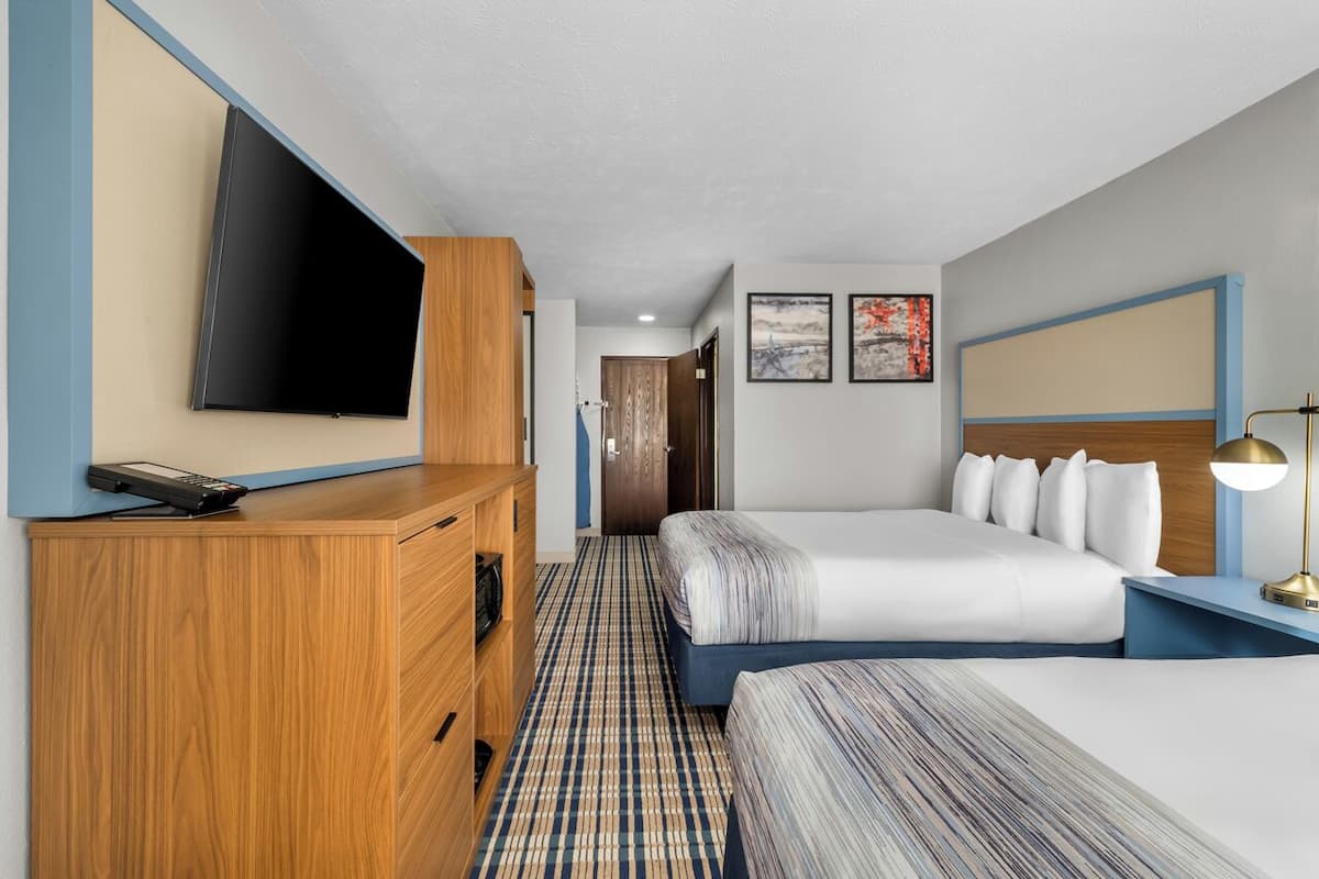 Room, 2 Queen Beds, Accessible, Non Smoking (Mobility,Tub w/Grab Bars)