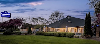 AmericInn by Wyndham Delafield-Waukesha-Milwaukee