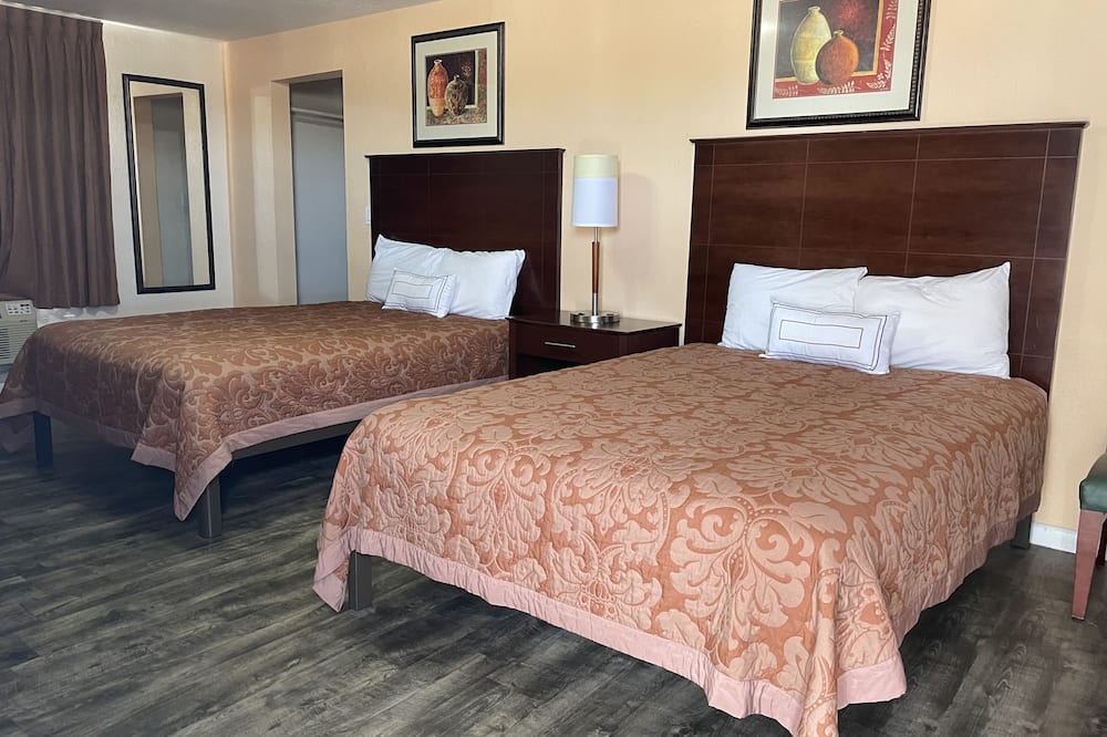 Travelers Inn Clearwater