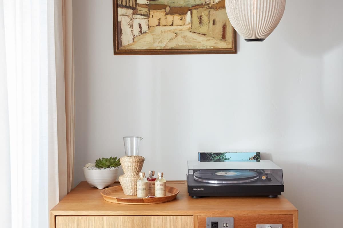 Luxe beddengoed, een kluis op de kamer, gratis wifi, beddengoed