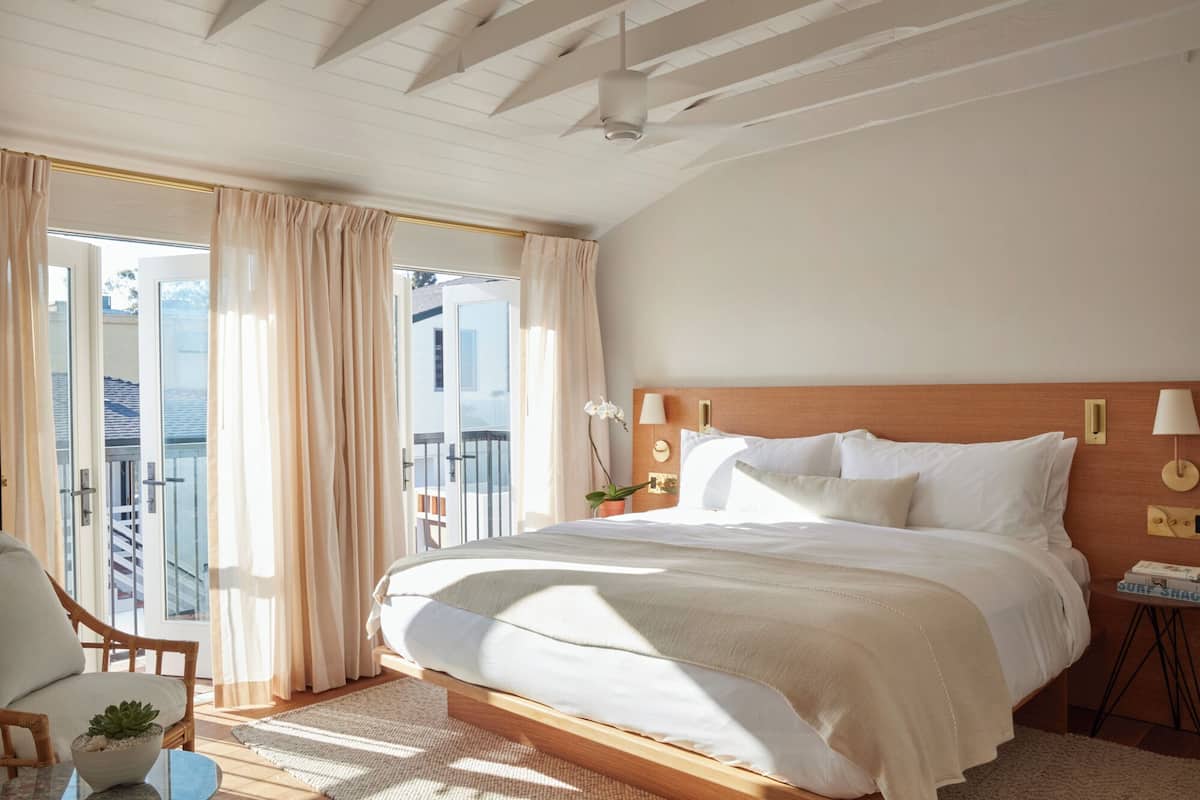 Room, 1 King Bed (Joaquin) | Premium bedding, in-room safe, free WiFi, bed sheets