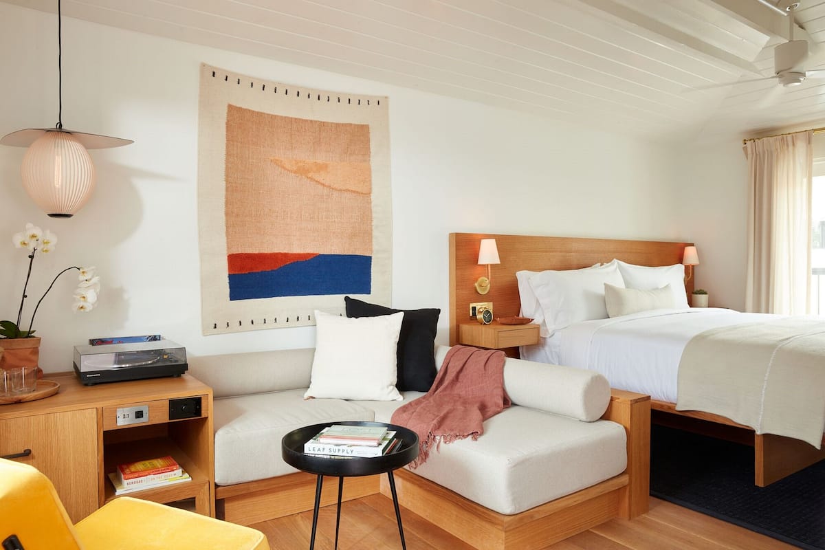 Luxe beddengoed, een kluis op de kamer, gratis wifi, beddengoed
