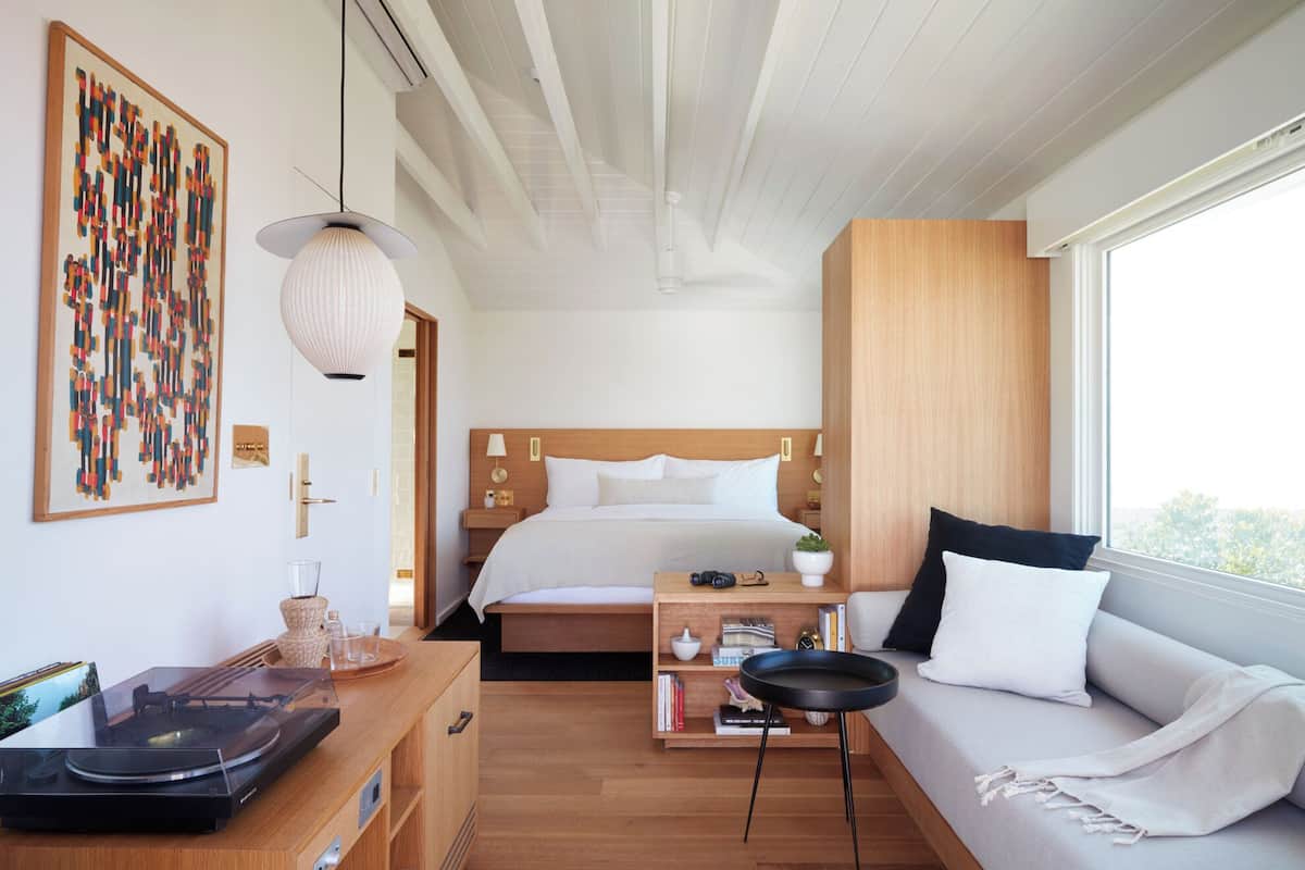 Room, 1 King Bed, Ocean View (Joaquin) | Premium bedding, in-room safe, free WiFi, bed sheets