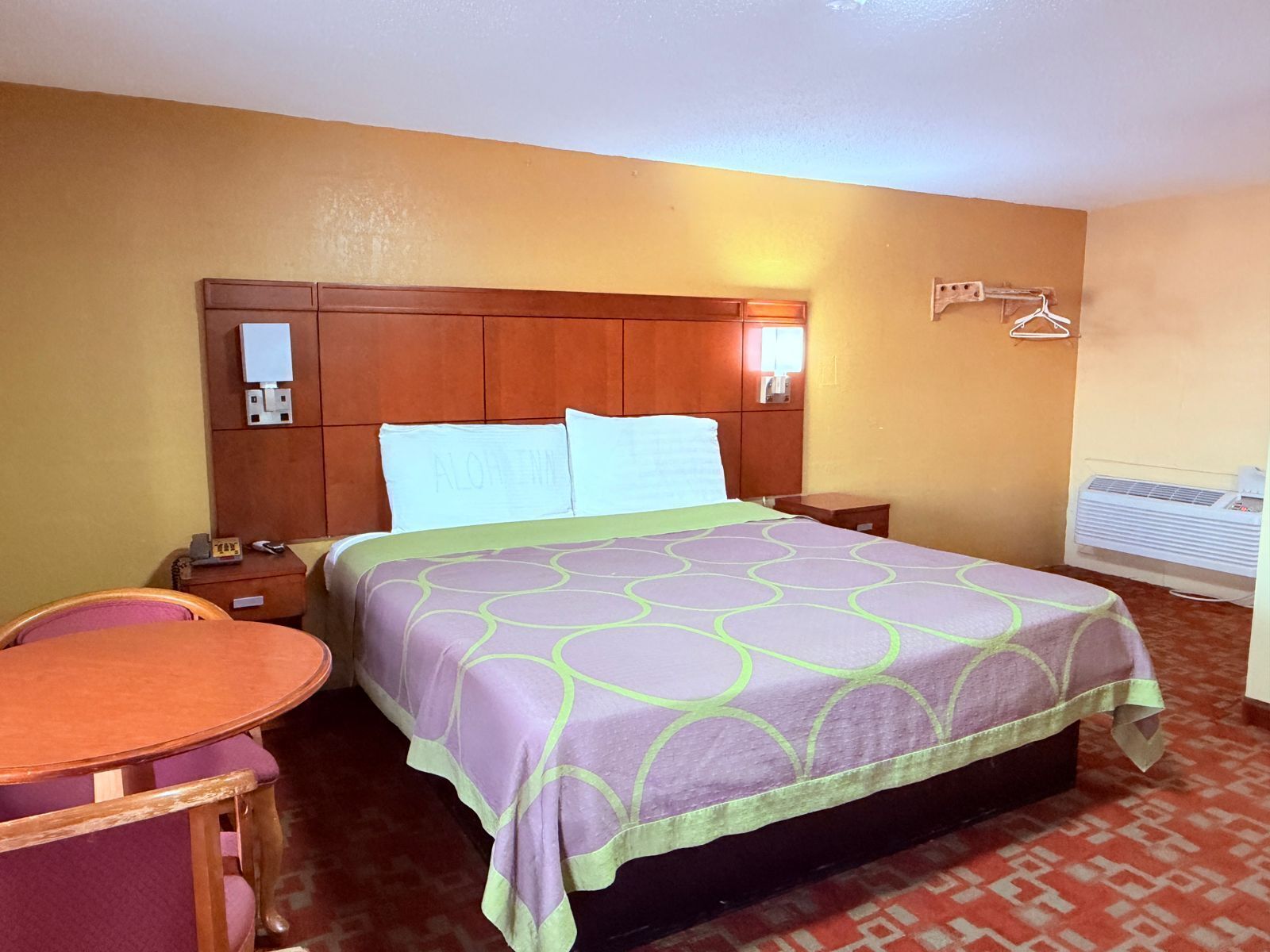 Desk, iron/ironing board, free rollaway beds, free WiFi