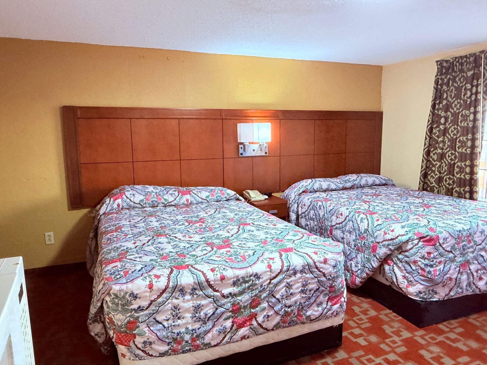 Iron/ironing board, free rollaway beds, free WiFi, bed sheets