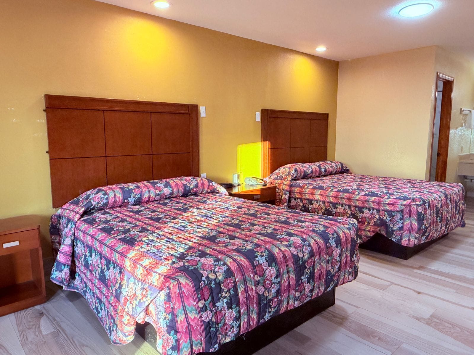 Desk, iron/ironing board, free rollaway beds, free WiFi