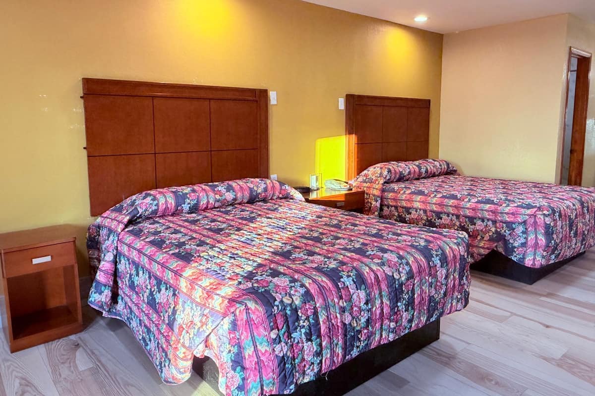 Desk, iron/ironing board, free rollaway beds, free WiFi