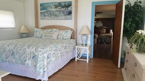 Cabaña Deluxe, 1 cama King size | 1 habitación, tabla de planchar con plancha y wifi gratis 