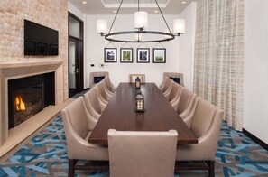 Lobby - Hilton Garden Inn Burbank Los Angeles (Burbank)