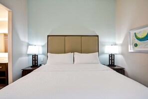 Caja de seguridad en la habitación y escritorio 