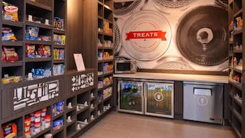 Snack bar