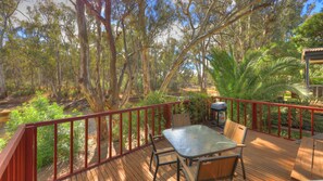Riverview Executive Cabin - 4 Berth | Balcony view - Moama Riverside Holiday & Tourist Park (Moama)