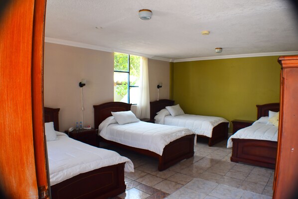 Room - Casa Giralda (Baños de Agua Santa)