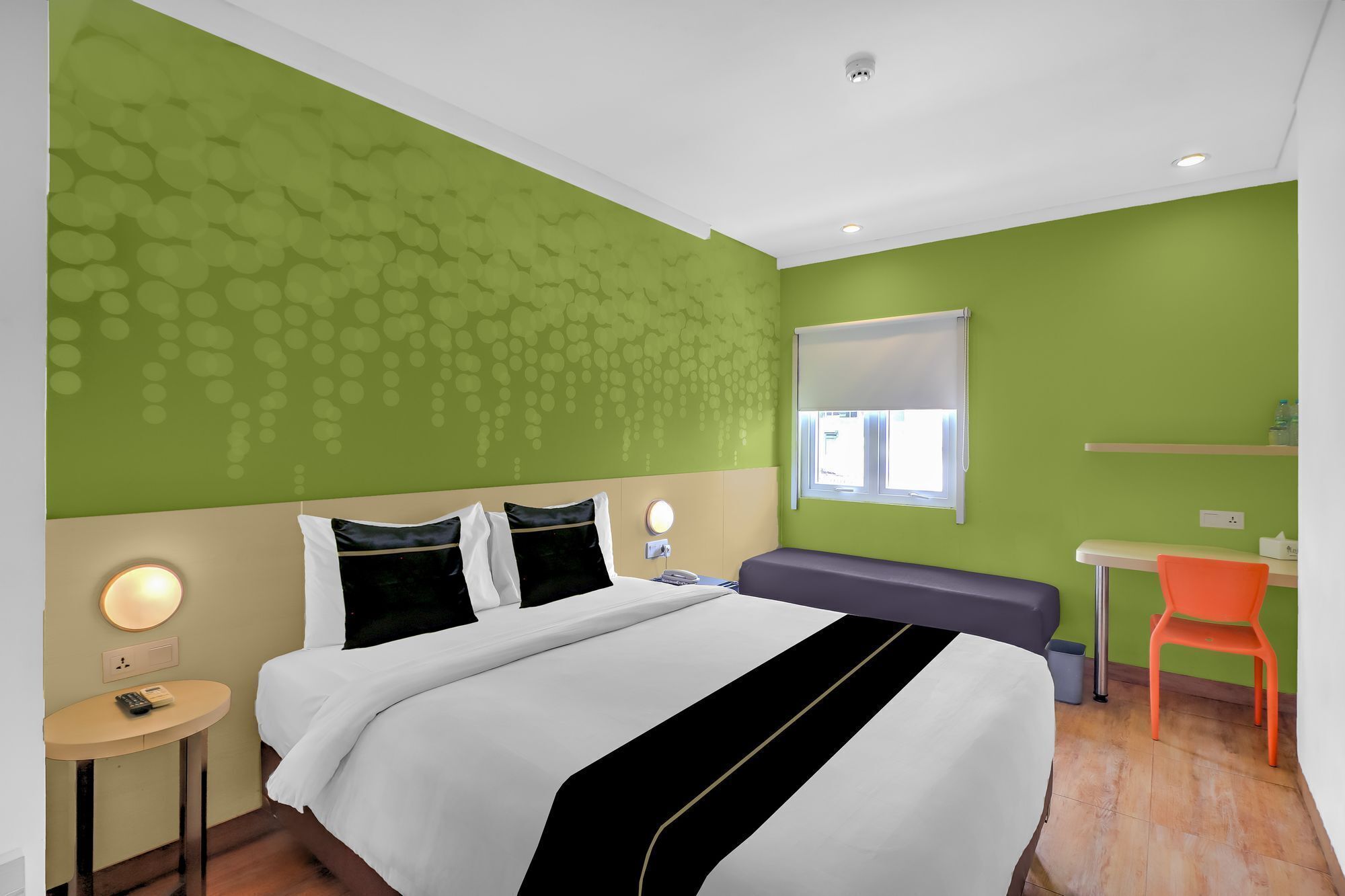 Deluxe Double Room | Minibar, in-room safe, desk, free WiFi