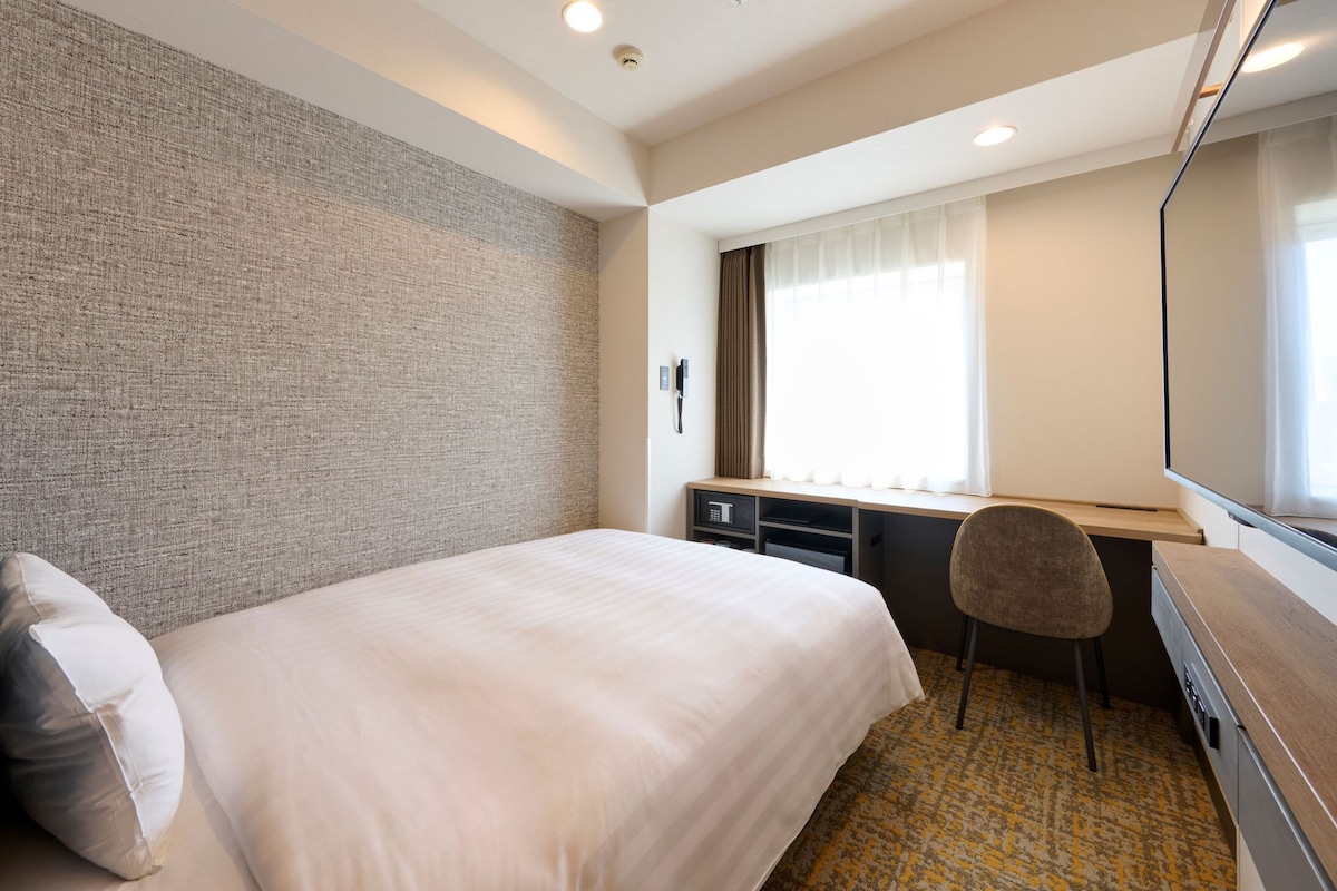 Standard Single Room A Non-smoking