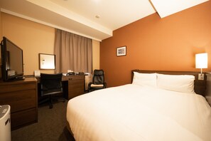 Down comforters, desk, free WiFi, bed sheets - JR WEST GROUP VIA INN SHINAGAWA OIMACHI (Tokyo)