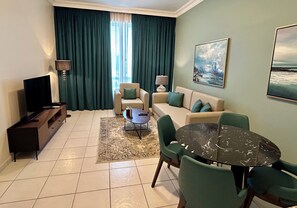 Smart TV de 55 pulgadas con canales vía satélite