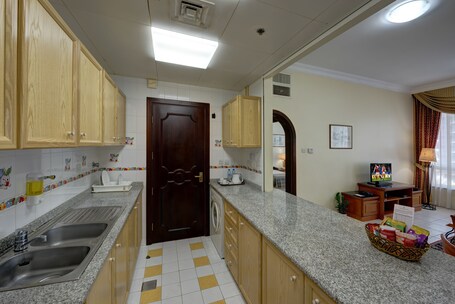 Al Nakheel Hotel Apartments Abu Dhabi - Image 10