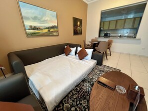 55-inch Smart TV with satellite channels - Al Nakheel Hotel Apartments Abu Dhabi (Abu Dhabi)