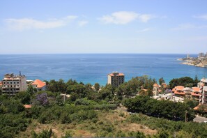 Beach - Camelot Hotel (Jounieh)