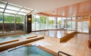 Ensemble douche/baignoire, baignoire relaxante profonde