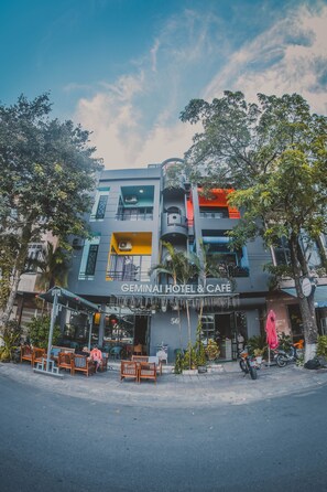 Fachada da propriedade