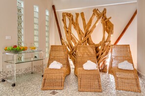 Een Turks bad/hammam, lichaamsbehandelingen, body scrubs