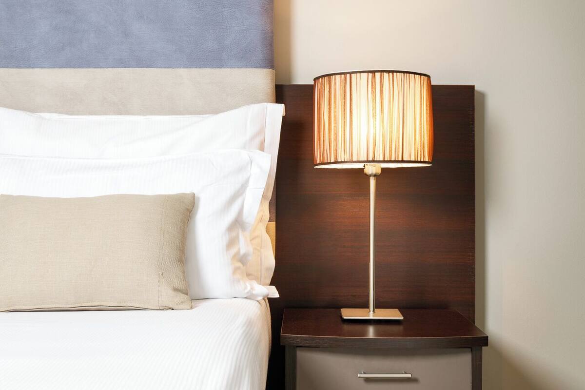 1 bedroom, premium bedding, in-room safe, desk